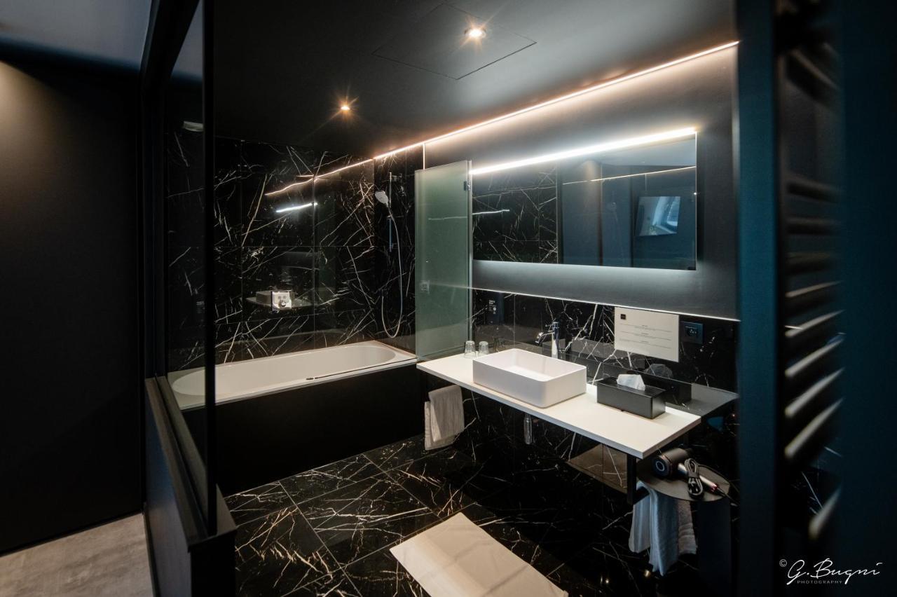 Les Thermes De Spa By La Cour De La Reine Hotel, Suites & Acces Gratuit Au Centre Thermal Экстерьер фото